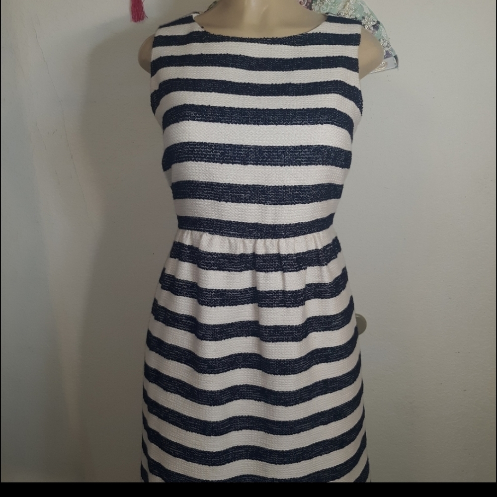 CROWN & IVY DRESS SZ 10P